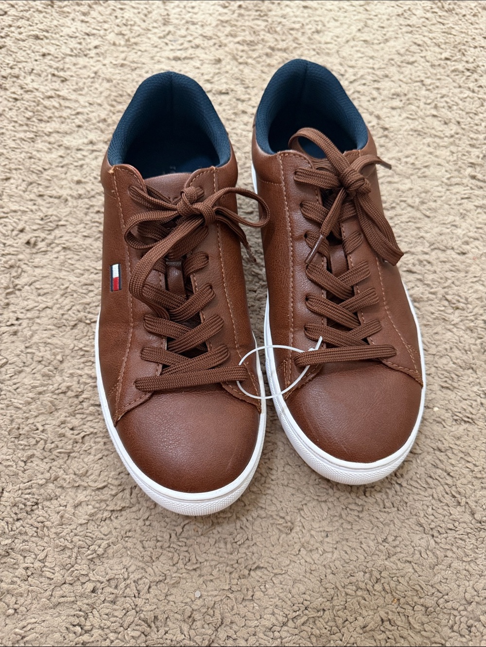 Tommy Hilfiger Brown Low-Top shoes